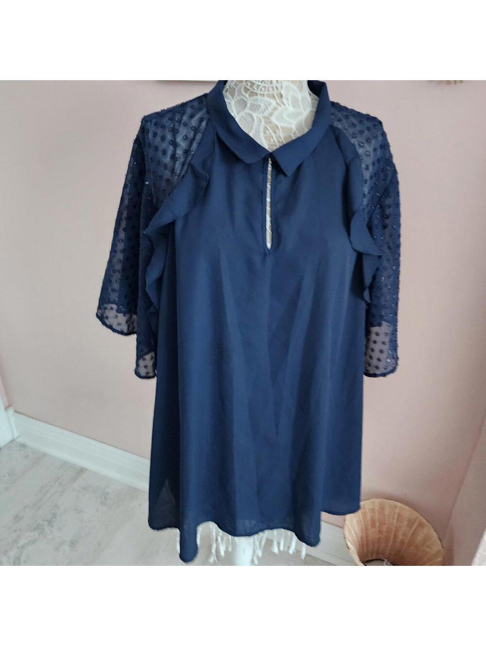 NWT Lane Bryant Navy short sleeve blouse size 28 poly unique